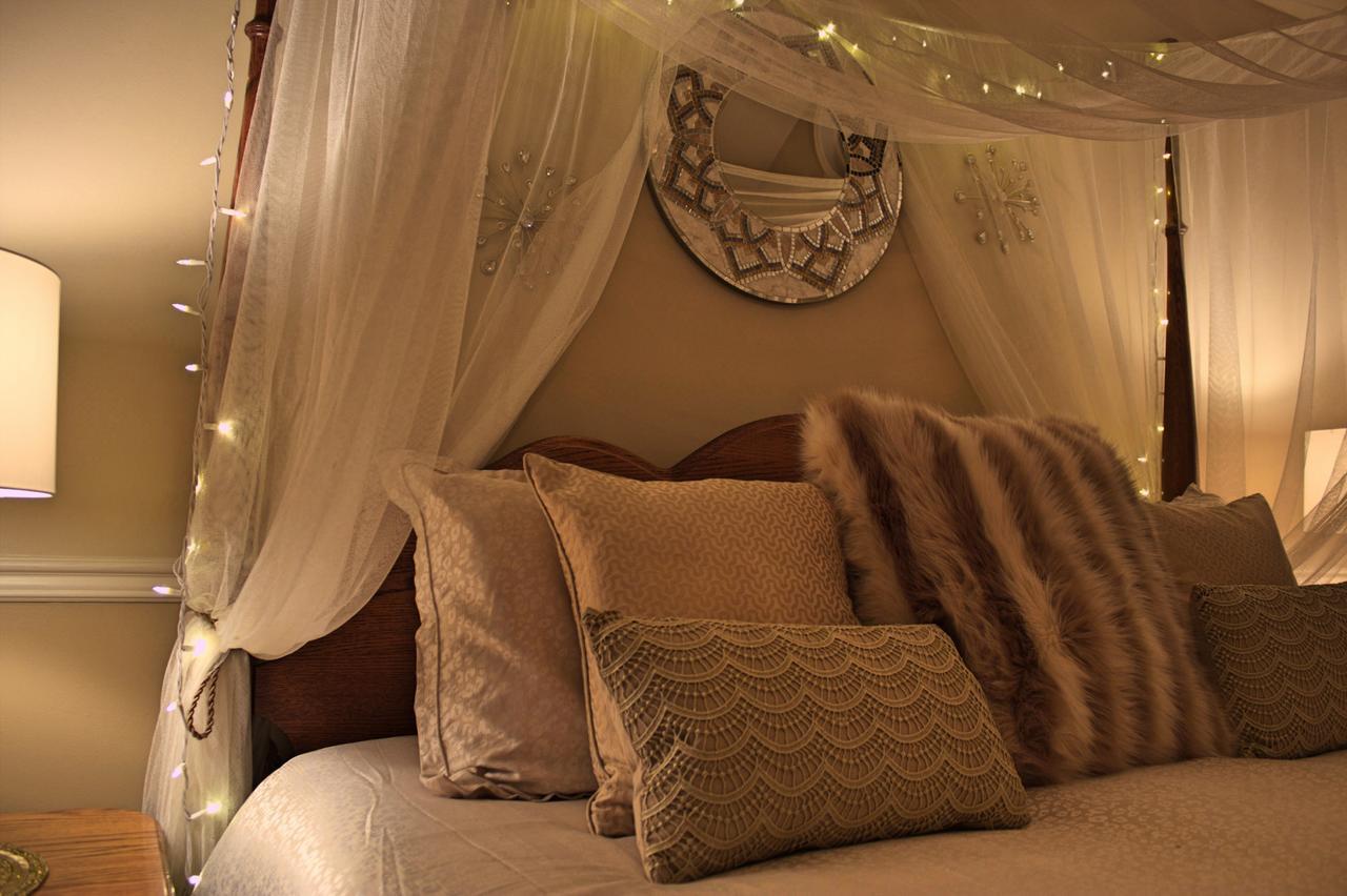 Black Bear Manor 2*